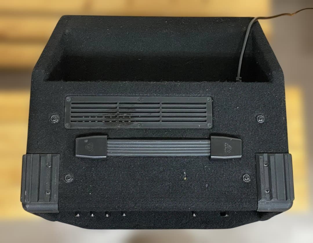 BEHRINGER BHL900A ベース用アンプ