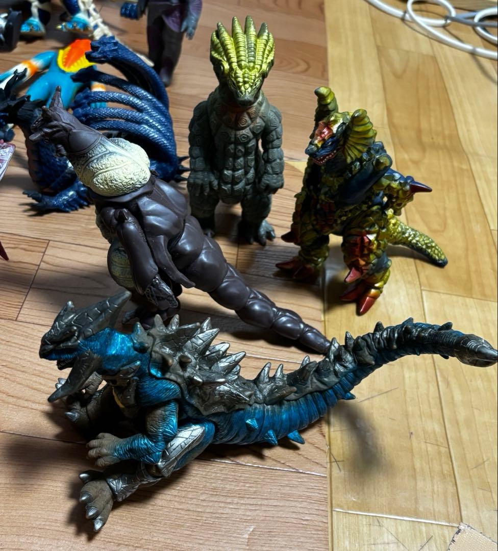 ウルトラマン　ウルトラ怪獣　ソフビ　★１６５個　仮面ライダー　大量　硬質ソフビ