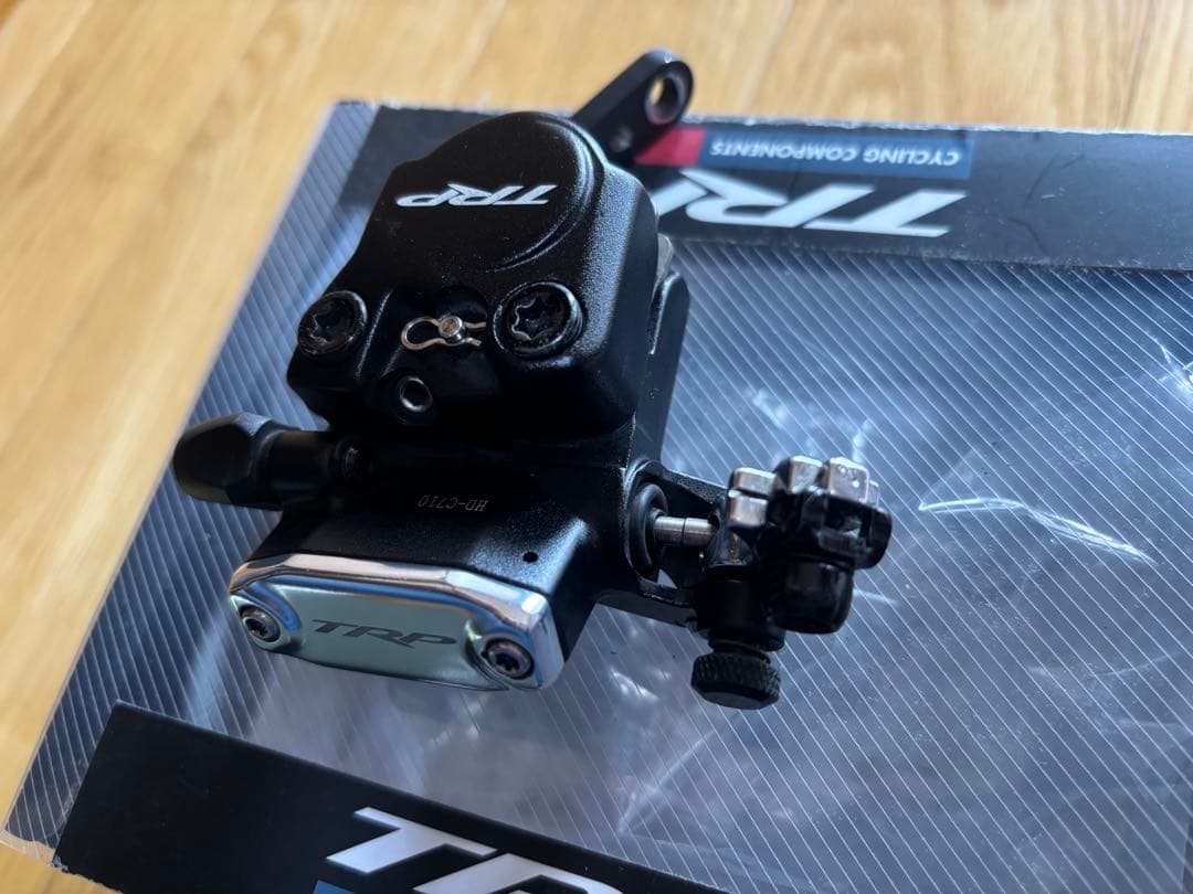 TRP HY-RD ブレーキキャリパー フラットマウント2個