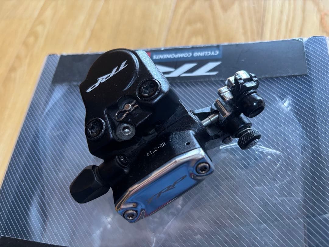 TRP HY-RD ブレーキキャリパー フラットマウント2個