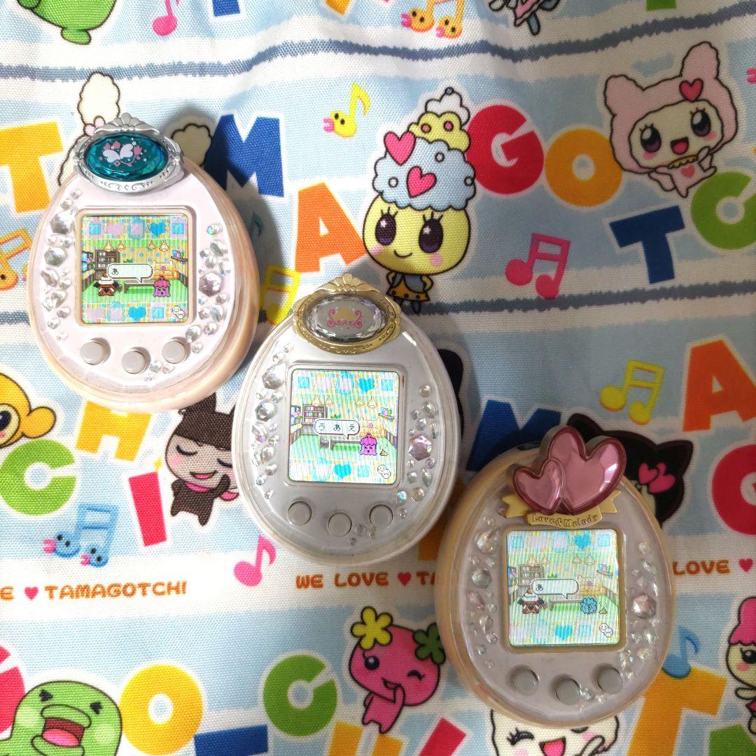 たまごっちピース　（たまデコピアス付)　 説明書1冊、トートバック　のセット