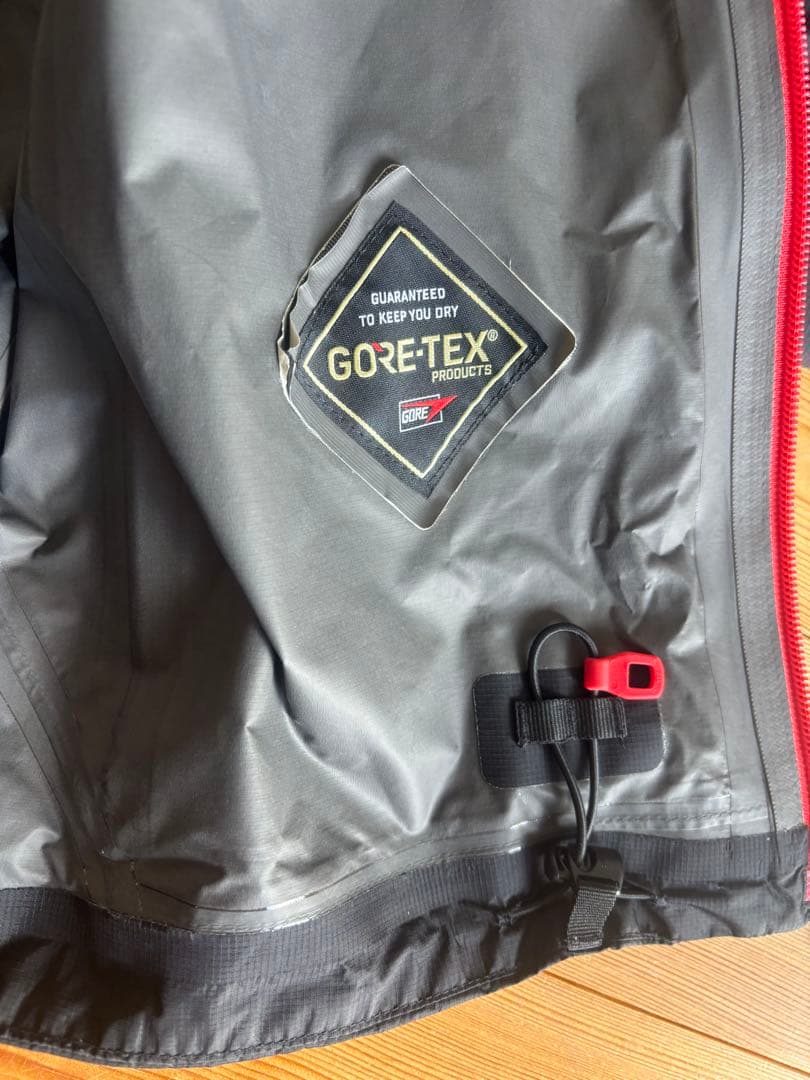 ダイワ　スペシャル　ゴアテックスショートレイン　ジャケット