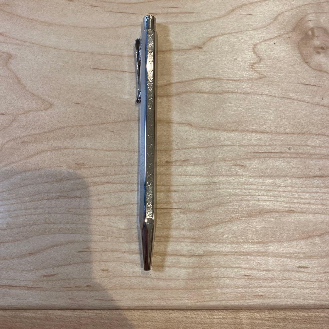 カランダッシュ シェブロン