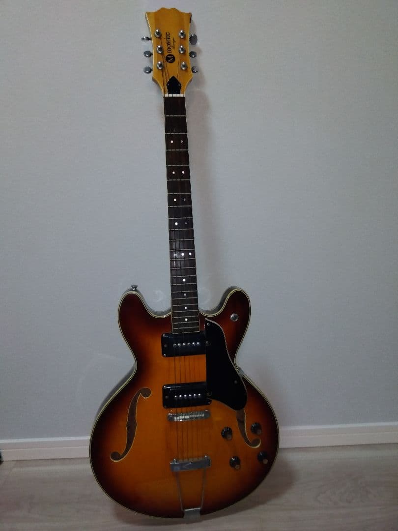 Mosrite エレキギター セミアコ サンバースト