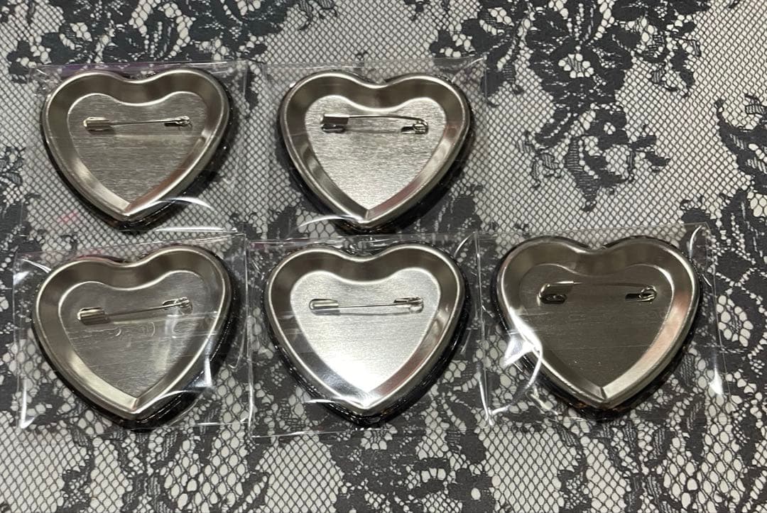 第五人格 スイパラ ハート型缶バッジ バトラーズ 血の女王