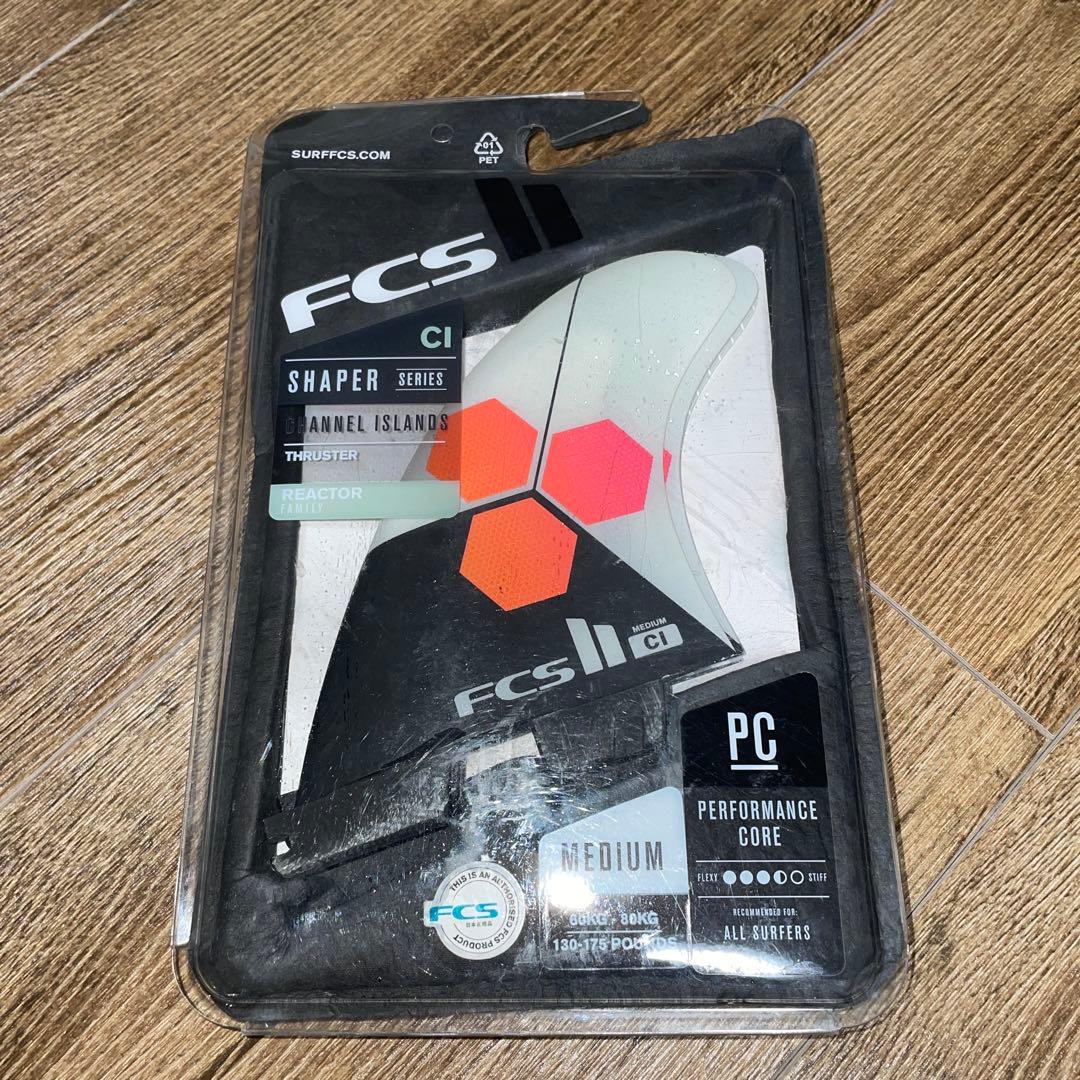 FCS2 CI UPRIGHTトライフィン Mサイズ チャンネルアイランド