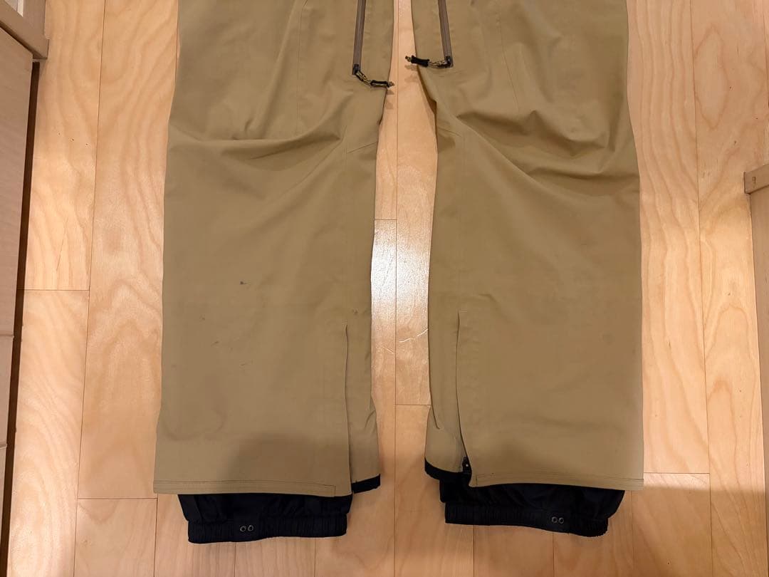 BURTON AK FREEBIRD BIB PANTバートン フリーバード M