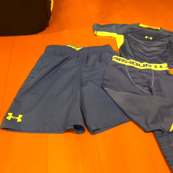 アンダーアーマー トレーニングウェアサイズSM