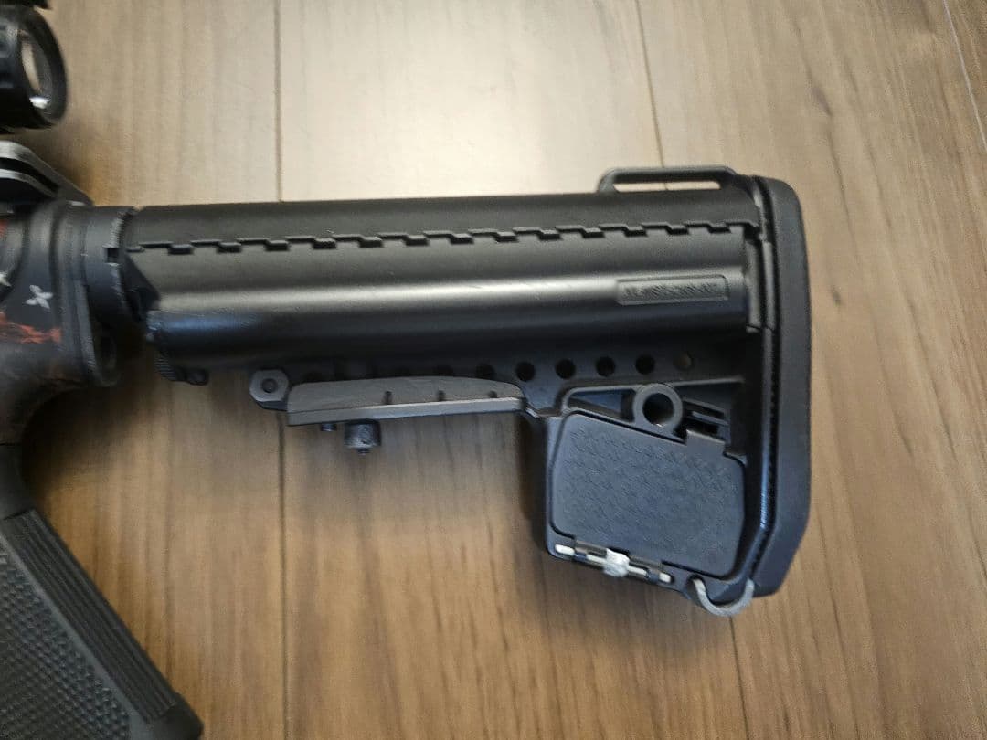 東京マルイ 次世代電動ガン ブラック バットマンジョーカー風カスタム