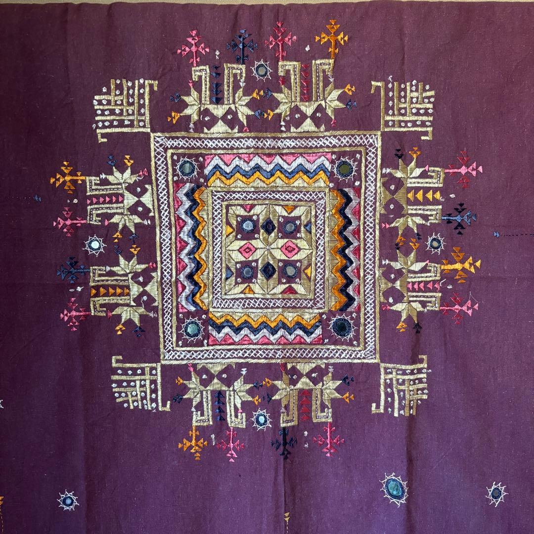 インド　アンティークミラーワーク刺繍タペストリー