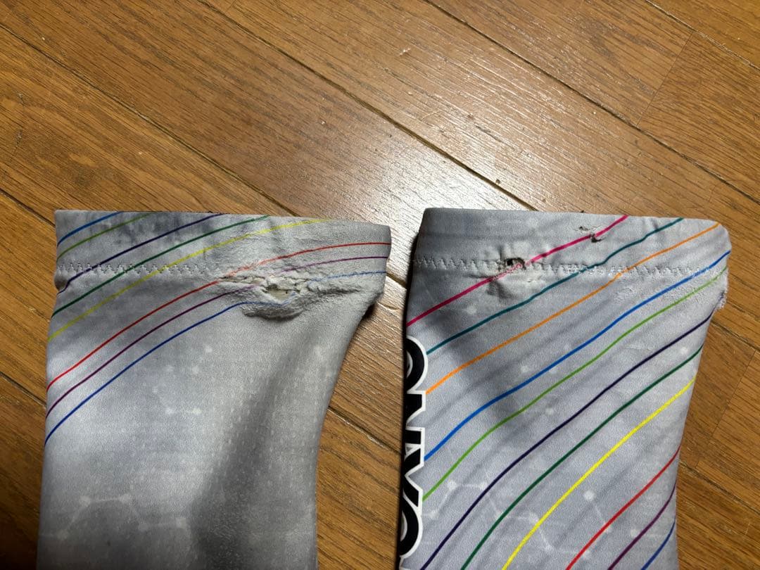 スキー　ワンピース　グレー マルチカラー