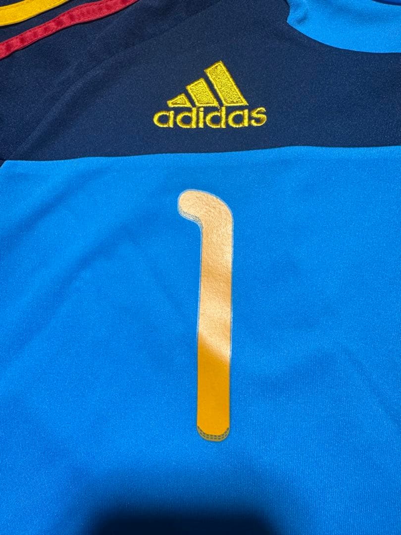 極美品 サッカー スペイン代表 背番号1 カシージャス ユニフォーム 2XO