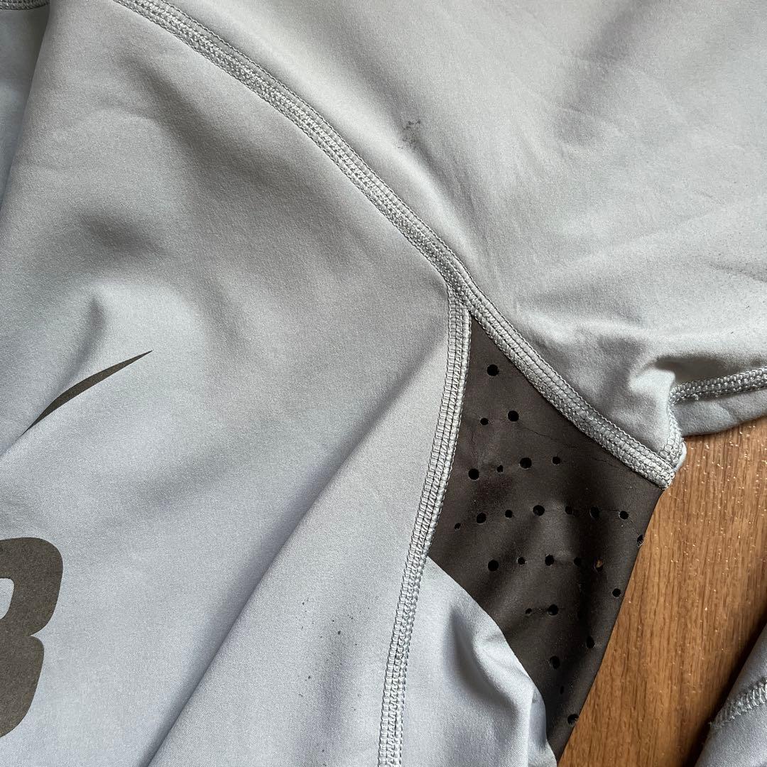 NIKE SB エニグマ（S）フード付きウェア ライトグレー