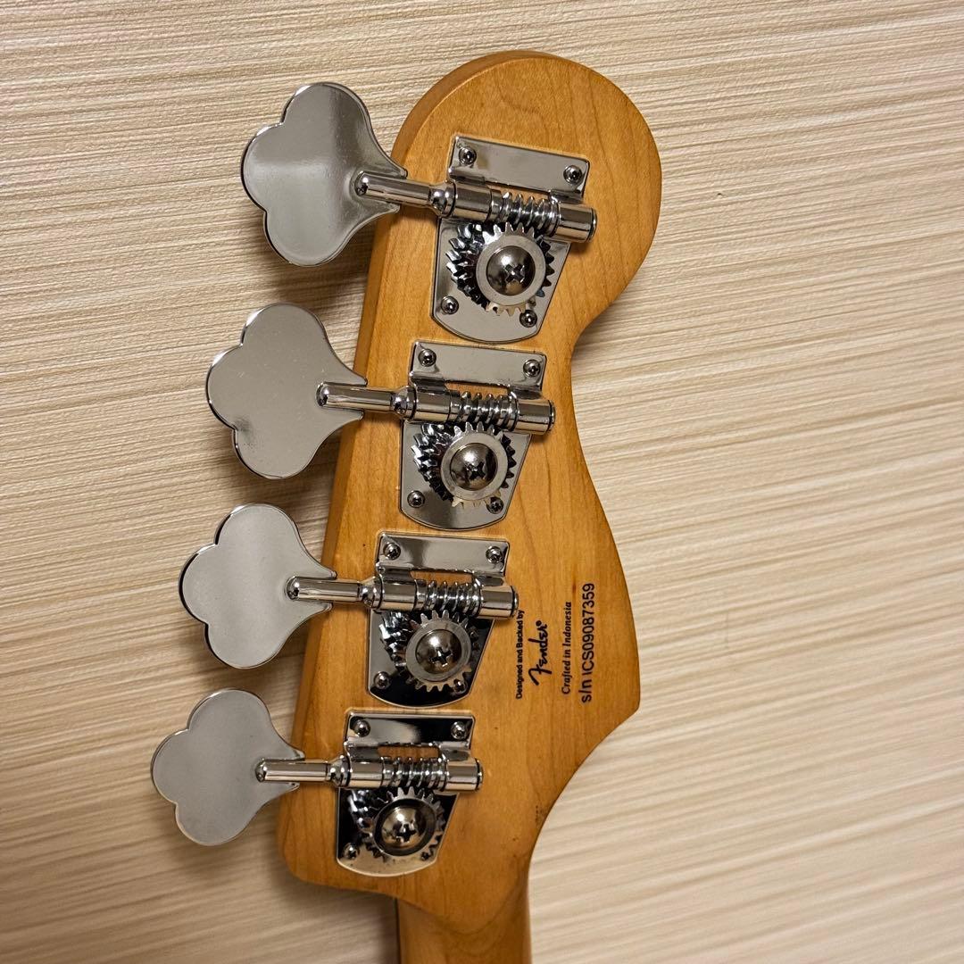 Squier by Fender Precision Bass レフティ