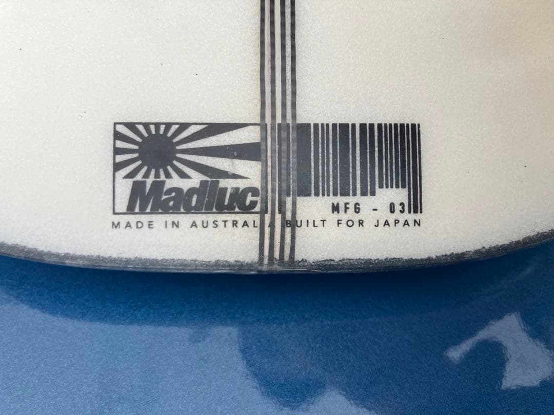 サーフボード JS BLACK BOX 3 6’0” 33.8L