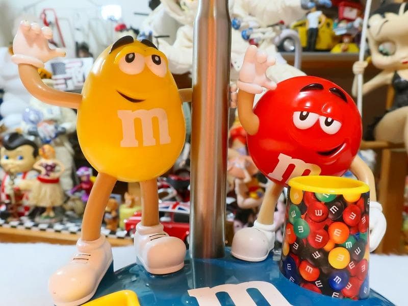 エムアンドエムズ m&m's デスクトップライト フィギュア付 ランプ