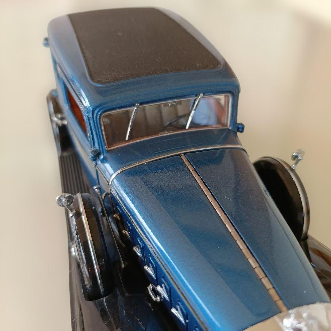 ダンバリーミント製 1932 Cadillac Fleetwood Sedan