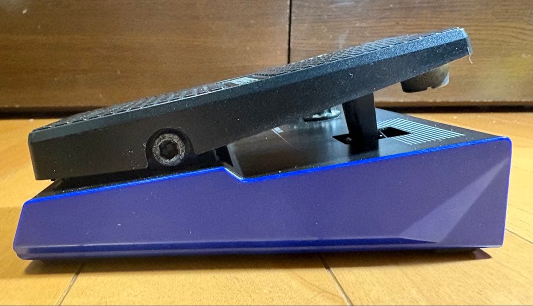 BOSS GT-1 マルチエフェクター（動作良好・ACアダプター付）