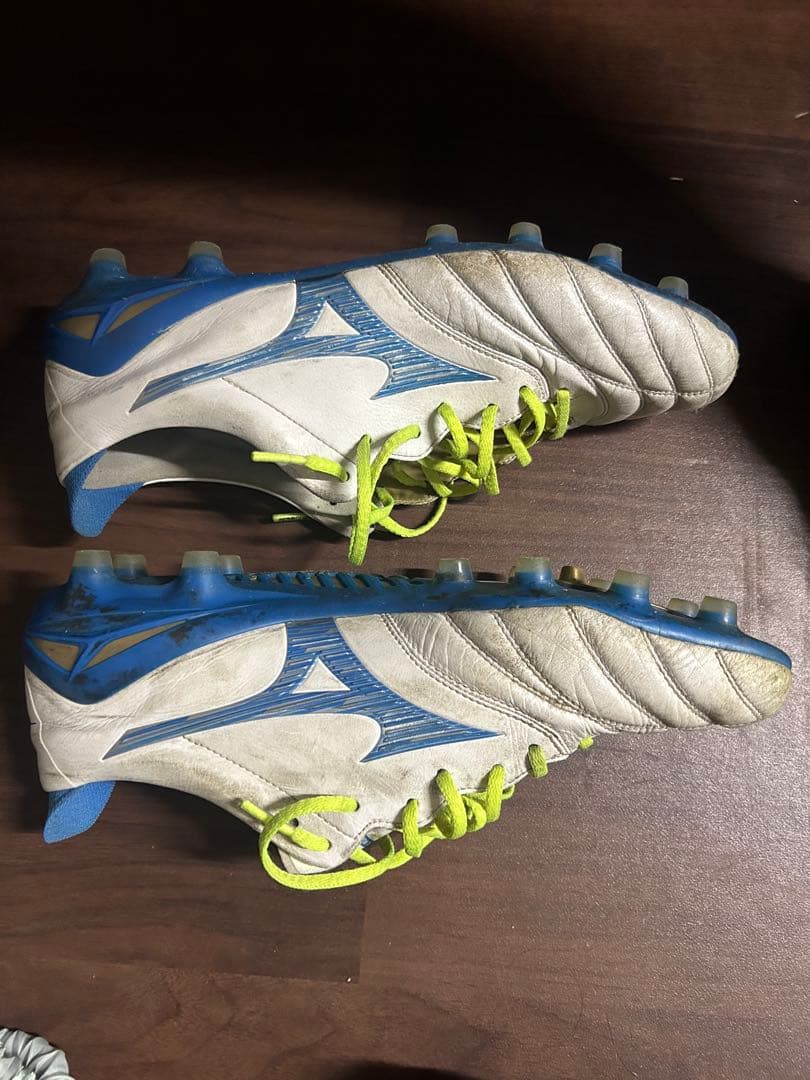 Mizuno スパイクシューズ ホワイト/ブルー/イエロー モレリアネオ