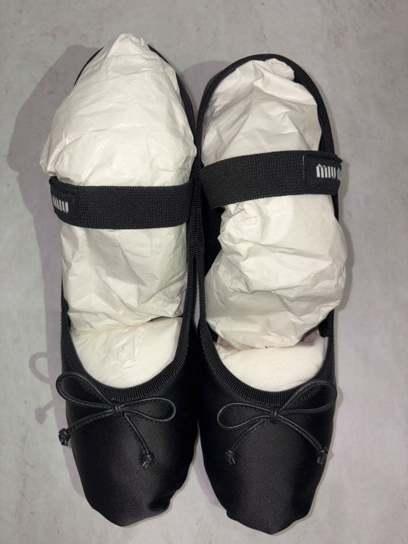 【美品】ミュウミュウ バレエシューズ サテンバレリーナ サイズ40 黒