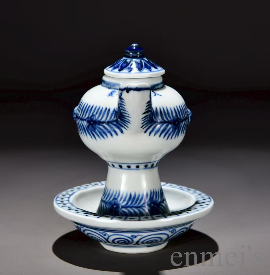 中国古美術・明宣徳製・青花巻草紋油灯・青白磁・唐物・骨董品・時代物・古陶磁・古玩