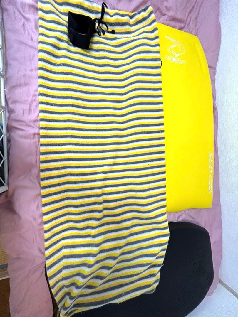 ①ボディボード2種類②カバー③RLビーチサンダル④NIKEハーフパンツ2種類他