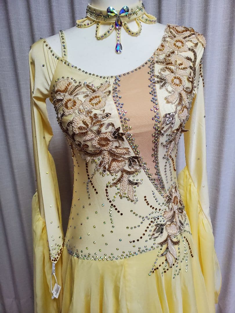 社交ダンス　ドレス