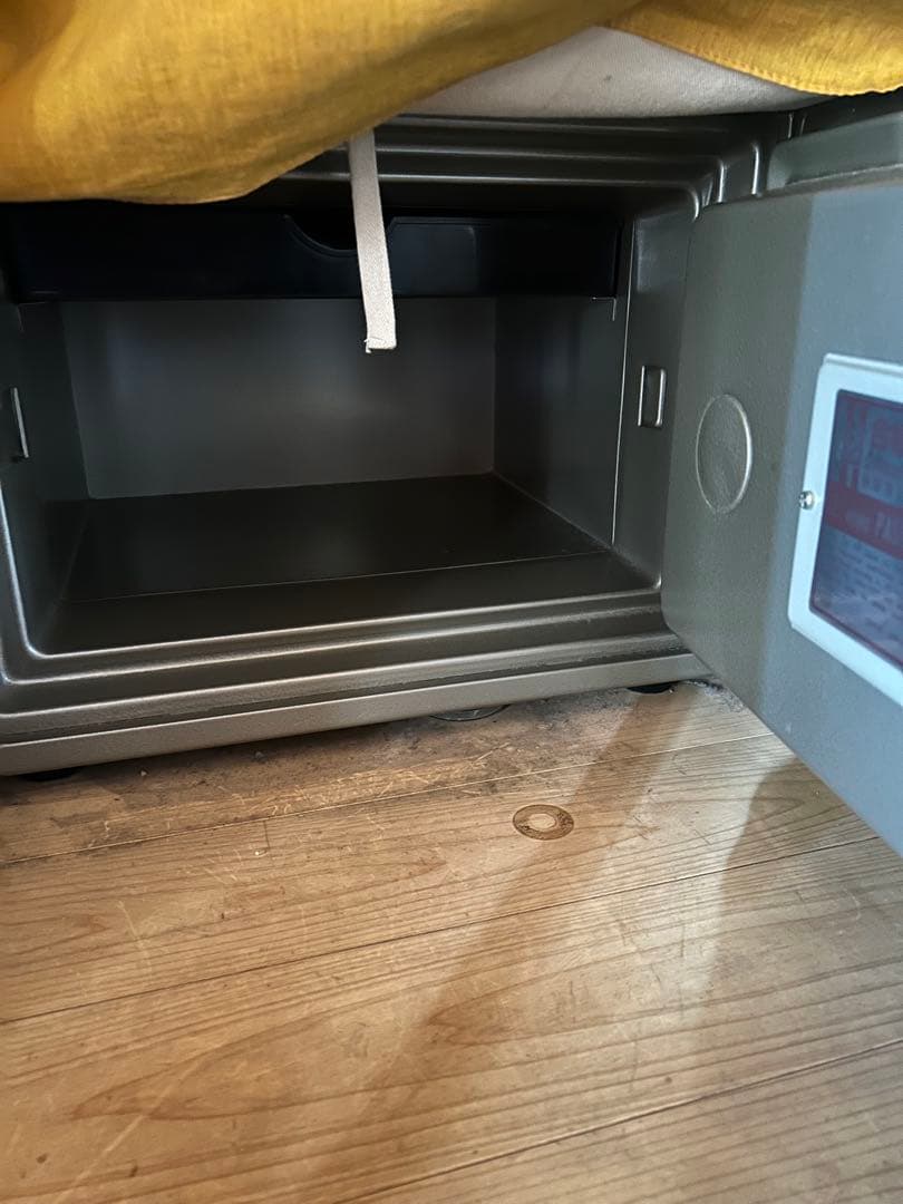 Sky Safe ダイヤル式金庫 耐火　金庫　スカイセーフ　家庭用　事務　店舗