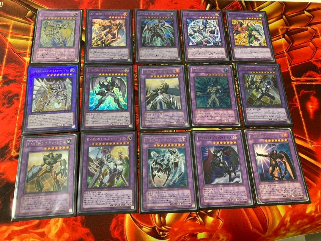 プレゼント付き　遊戯王　まとめ売り　遊戯王　引退品　heroデッキ