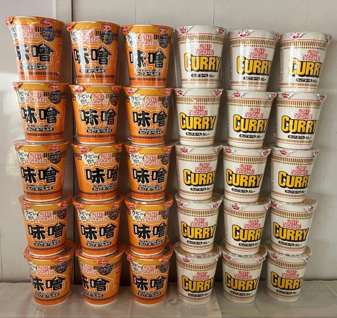 カップラーメン　お菓子