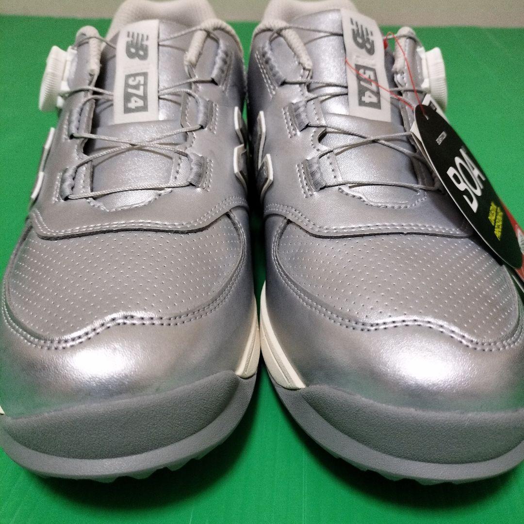 ニューバランス　ゴルフシューズ　未使用タグ付き　箱無し