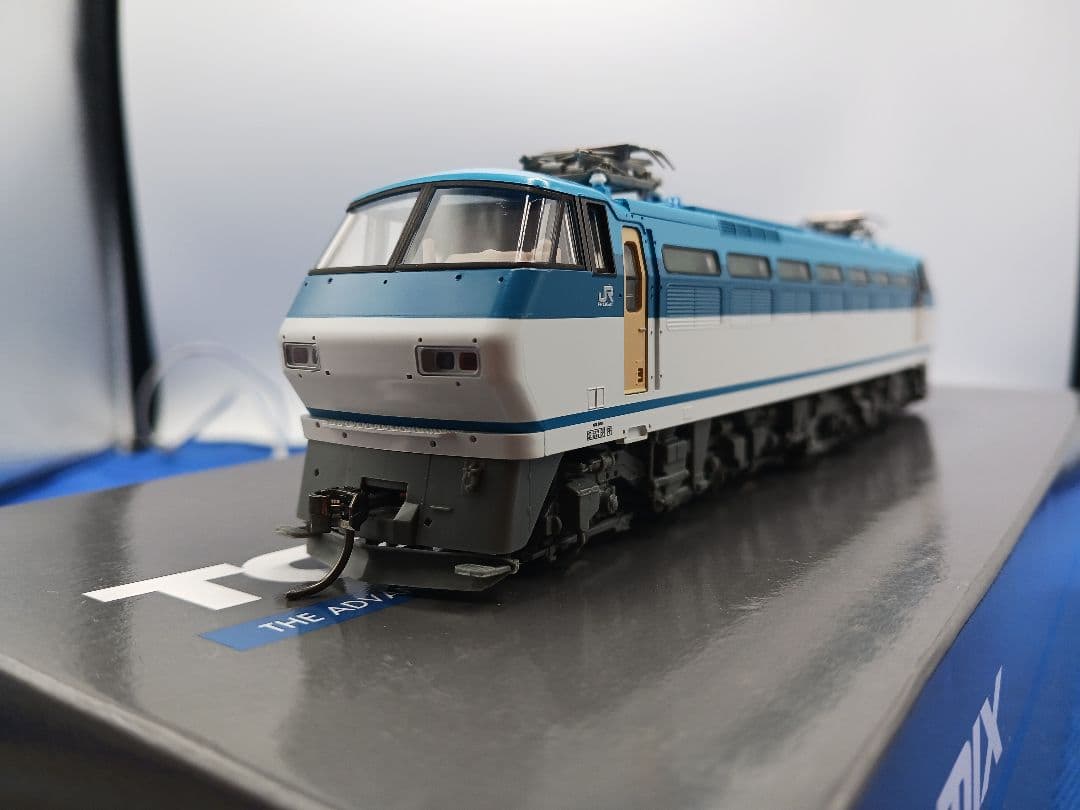 TOMIX HO-138 JR EF66形 100番台 電気機関車 (後期型)