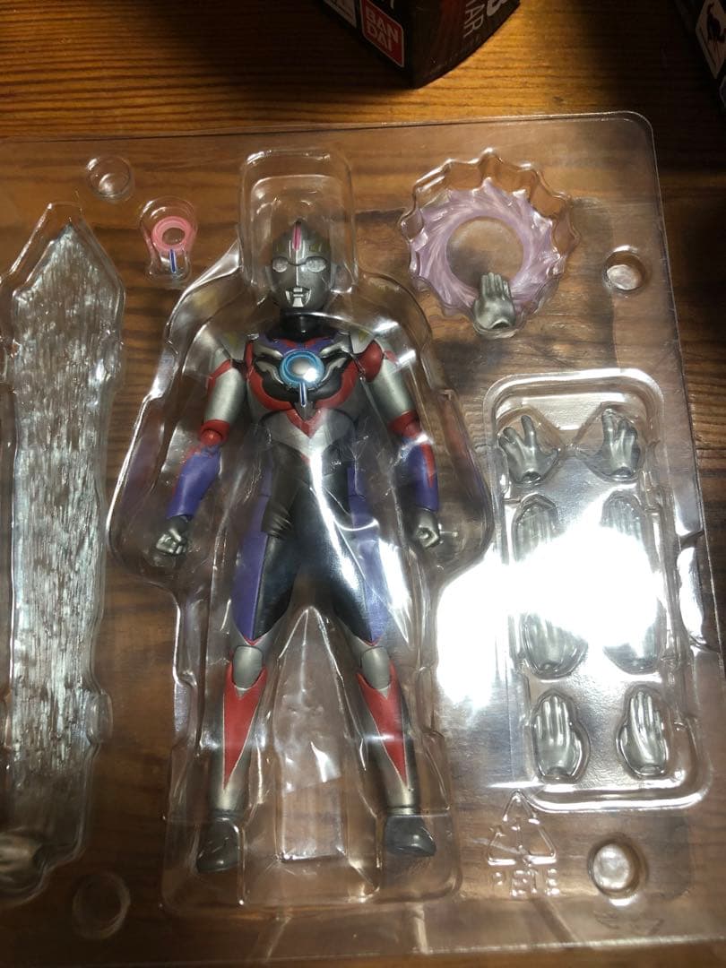 フィギュアーツ ウルトラマンオーブ　ジャグラー