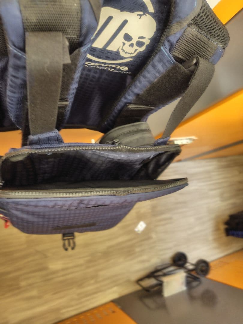 mazume Moon18TH ライフジャケット ネイビー