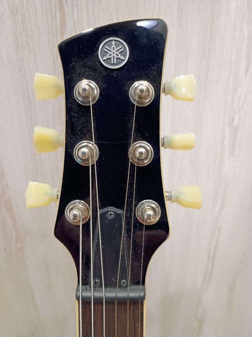 ギター YAMAHA REVSTAR RSS02T BLACK