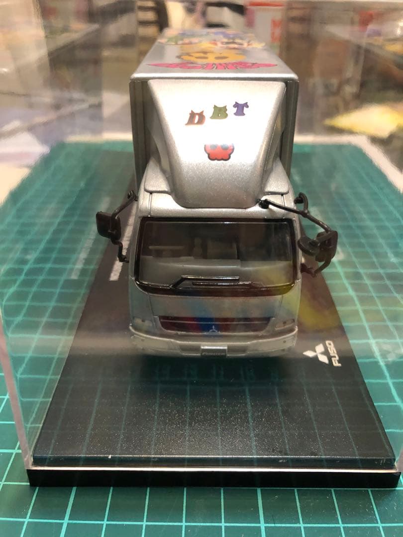 ヤッターマン　ドロンちょ　三菱ふそう・ファイター FUSO デコトラ　改造