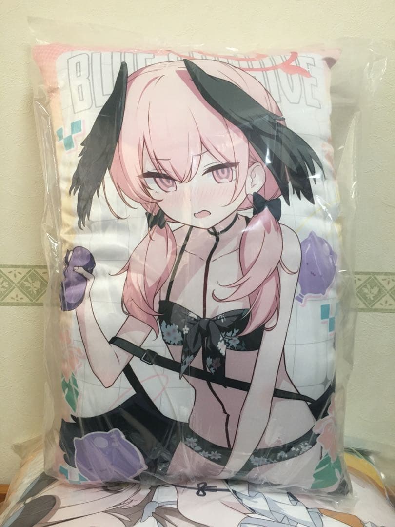 ブルーアーカイブ　ビジュアルアートクッション水着ver.　全種セット