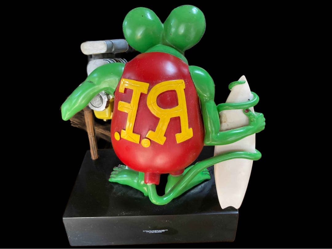 Rat Finkスタチュー Surfall Day RACE ALL NIGHT