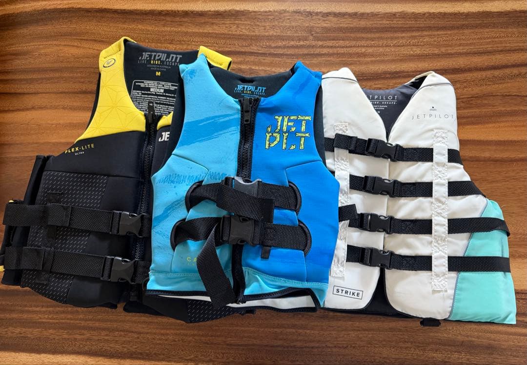 ⭐︎^ ^⭐︎JETPILOT ジェットパイロット　ライフジャケット3点セット