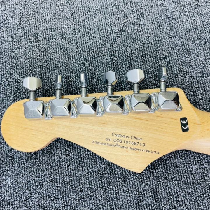FENDER SQUIER コラボ　エレキギター　ストラトキャスター