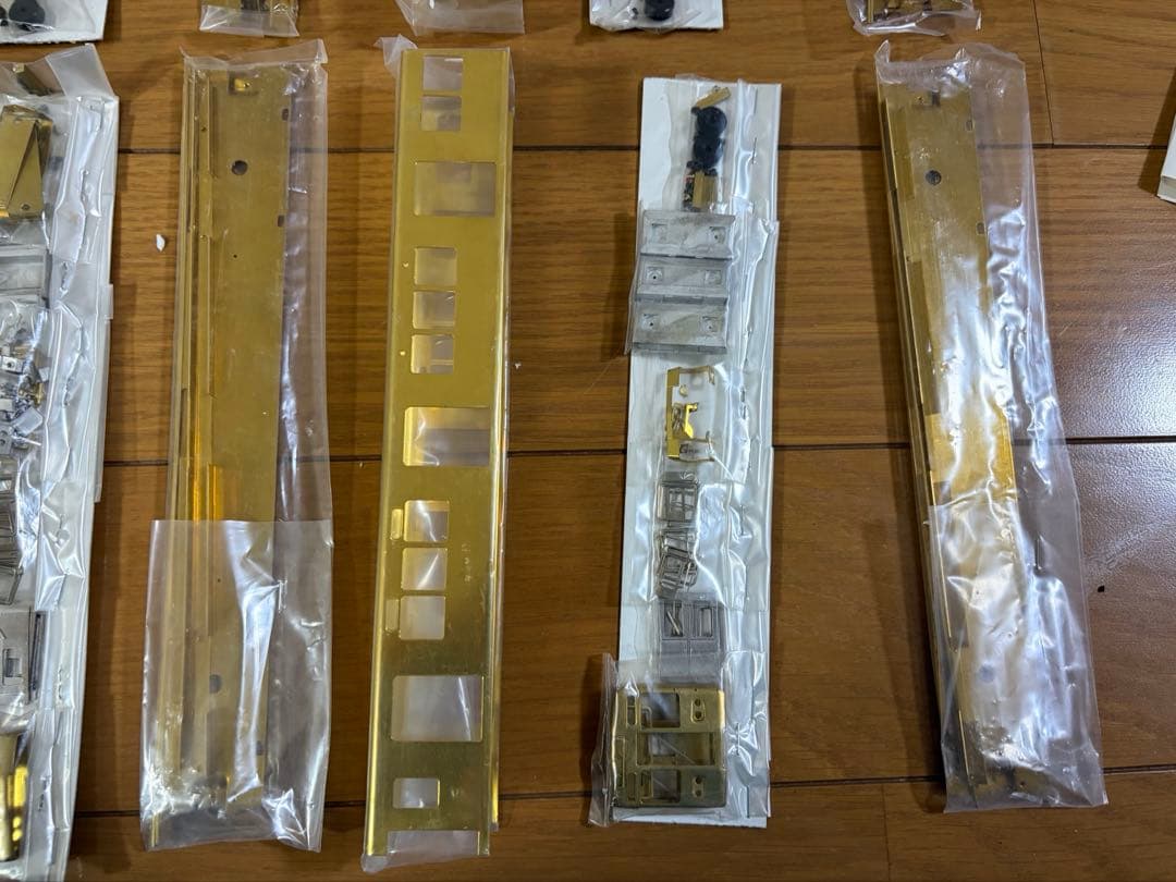 ユ*ン様 TOYO MODEL 阪急電鉄7000系アルミ車キット　未組立　HOゲ