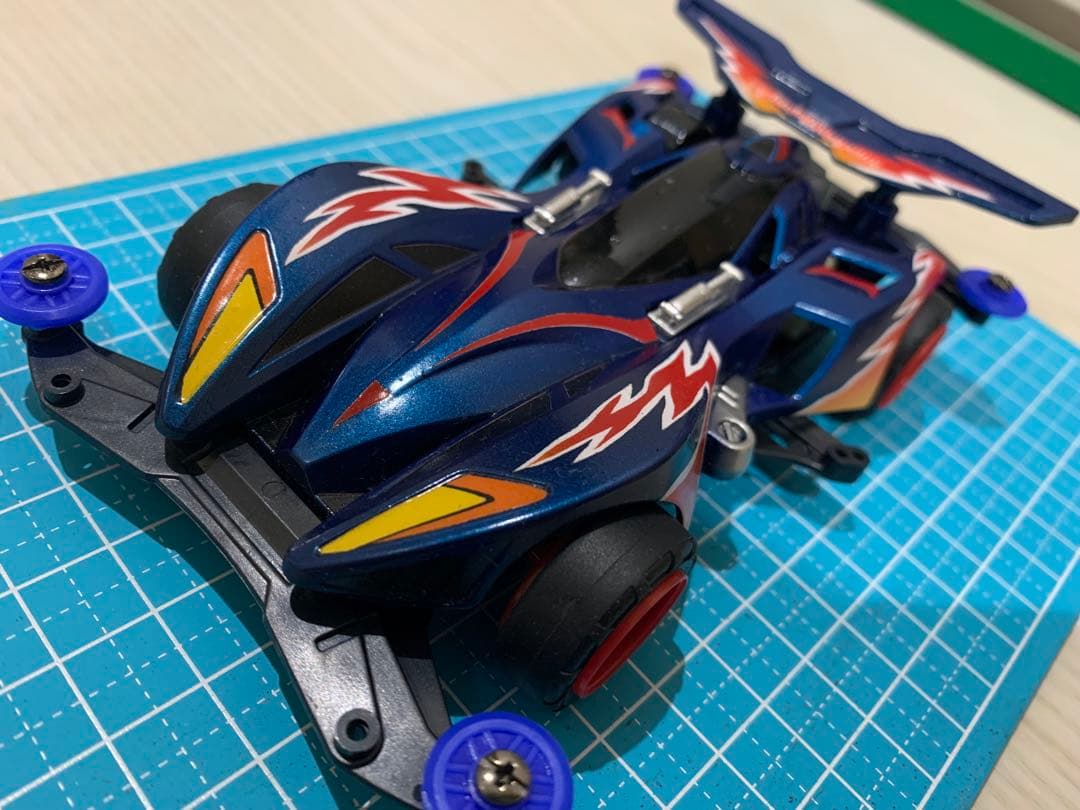 【ほぼ全塗装】爆走兄弟 ライトニングマグナム ミニ四駆 タミヤ