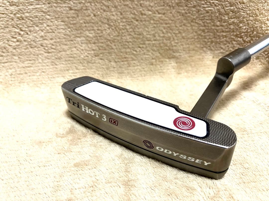ODYSSEY Tri Hot 3 パター 復刻版
