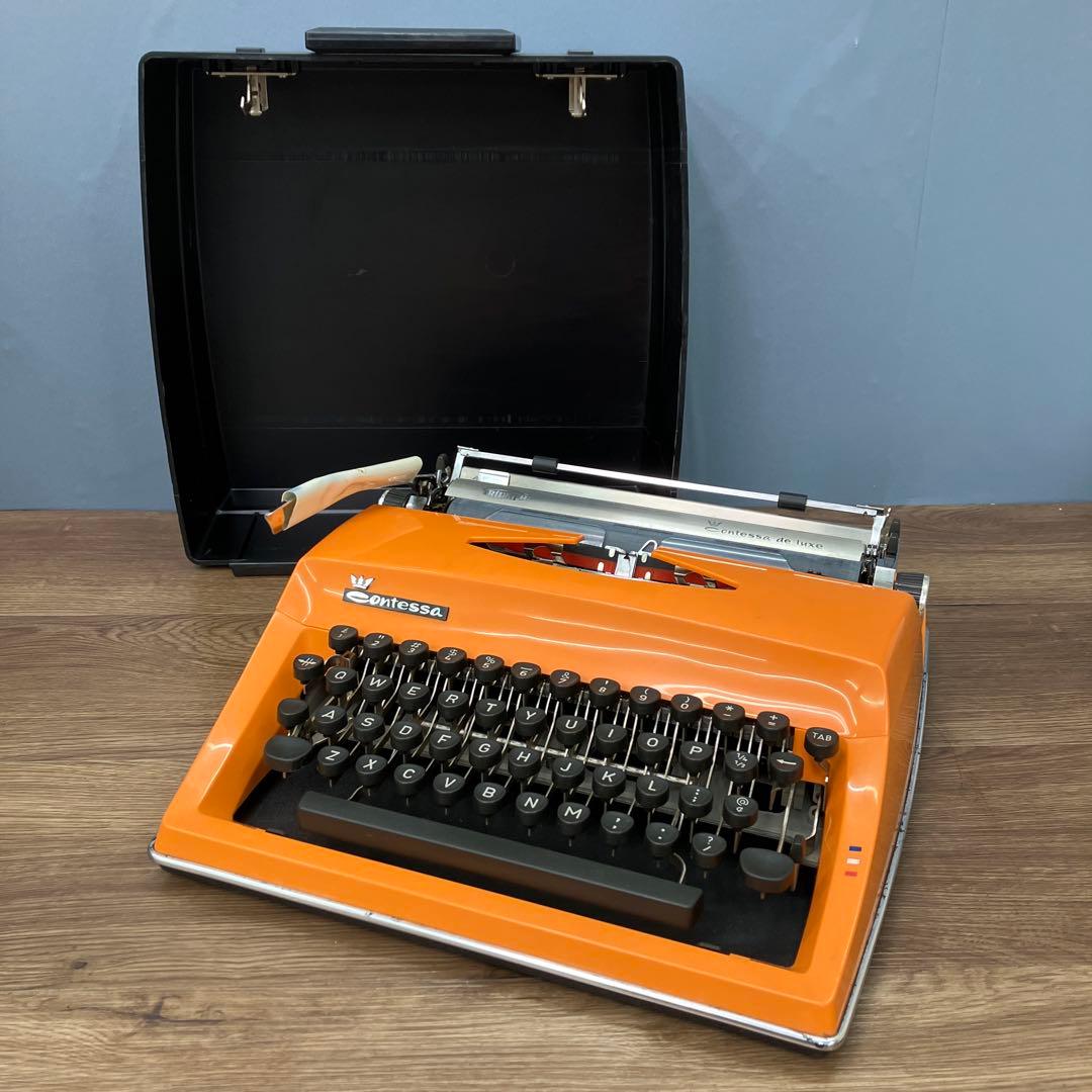 B-5 ジャンク品 昭和レトロ 希少 極美品 Triumph タイプライター