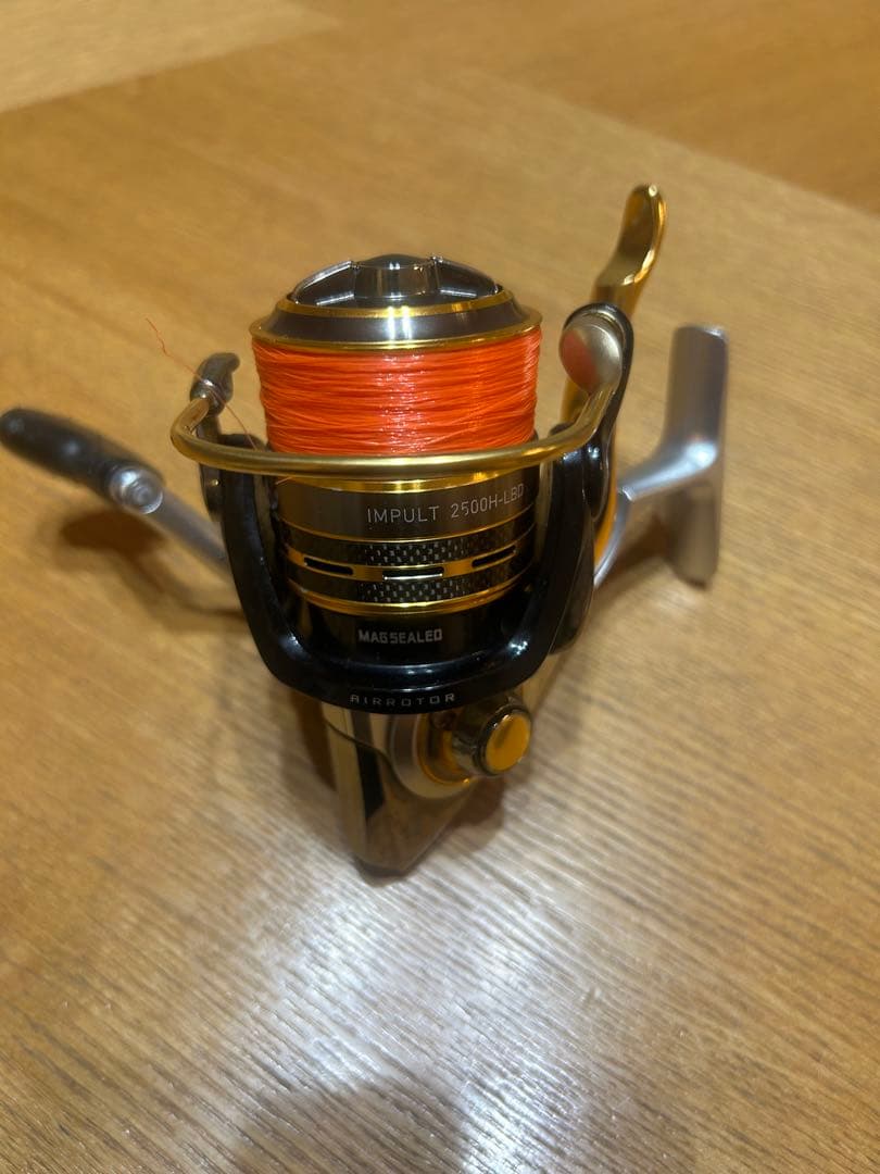 IMPULT 2500L-BD スピニングリール