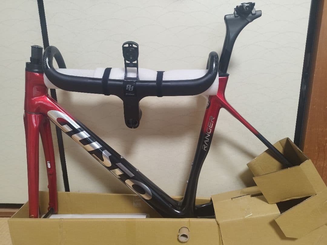 GUSTO Ranger ロードバイクフレーム（ステム一体型ハンドルセット）