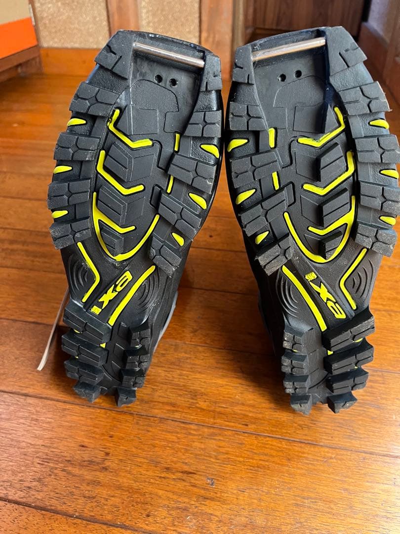 Salomon X-ADV ８　スキーブーツ ブラック　サイズ27 未使用