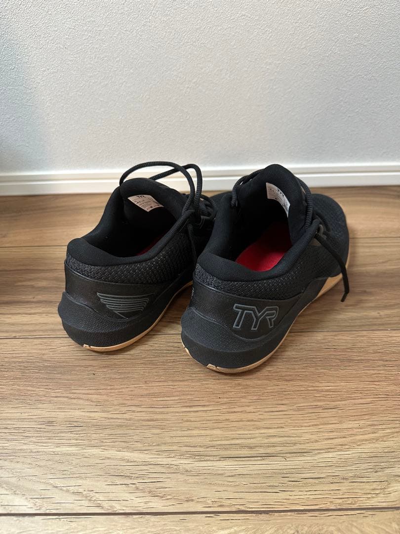 TYR CXT-2 トレーニングシューズ　US M7/W8.5 24.6cm