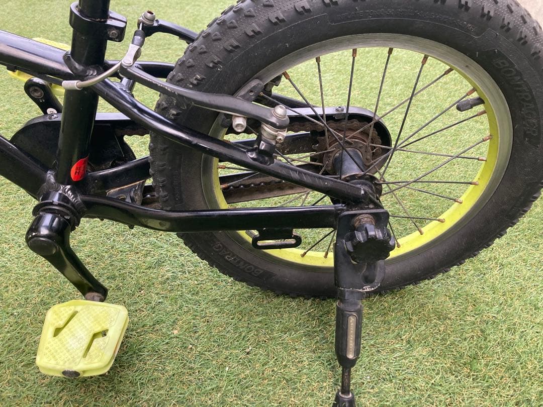 トレック　キッズバイク　子供用自転車　16インチ