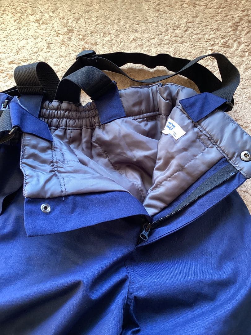 新品140 cosby スキーウェアスノボウェア